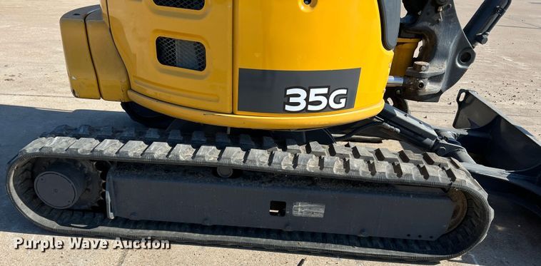 image for item DS2790 2019 John Deere 35G  mini excavator