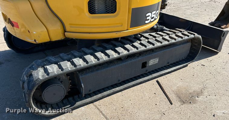 image for item DS2790 2019 John Deere 35G  mini excavator