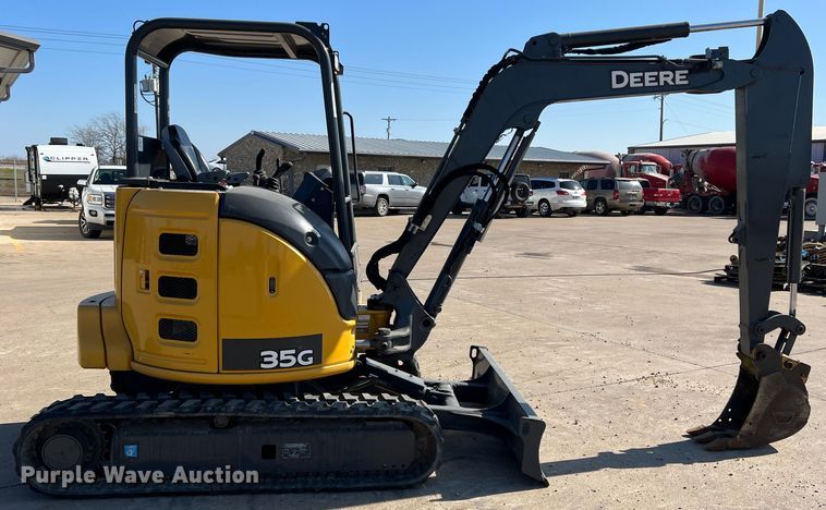 image for item DS2791 2019 John Deere 35G  mini excavator