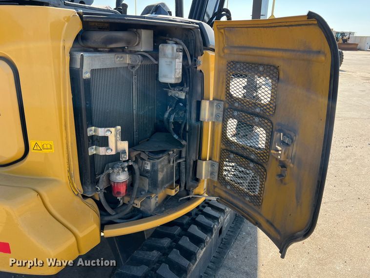 image for item DS2791 2019 John Deere 35G  mini excavator