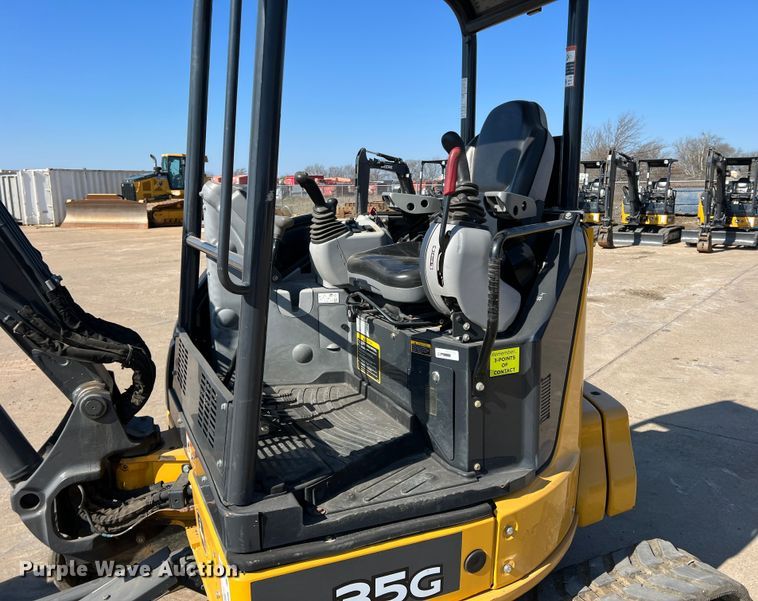 image for item DS2792 2019 John Deere 35G  mini excavator