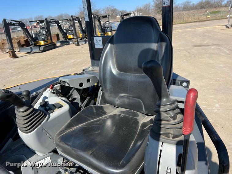 image for item DS2792 2019 John Deere 35G  mini excavator
