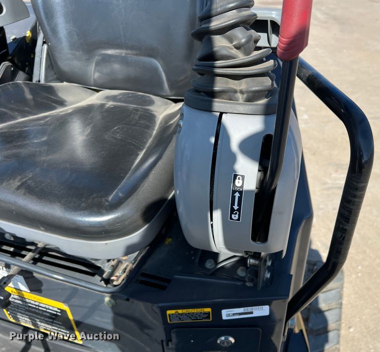 image for item DS2792 2019 John Deere 35G  mini excavator