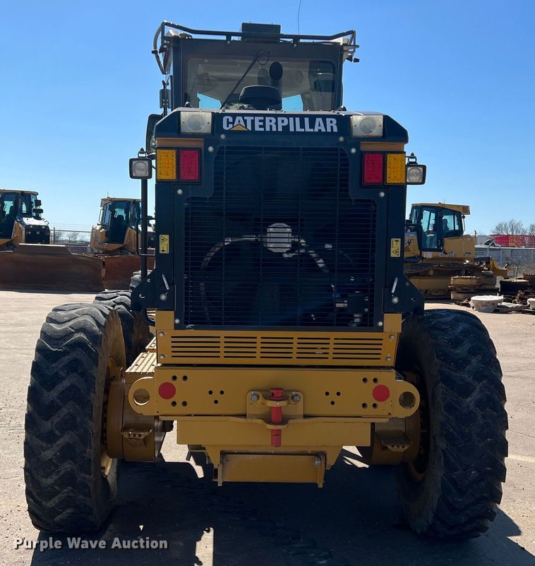 image for item DS2794 2011 Caterpillar 120M  motor grader