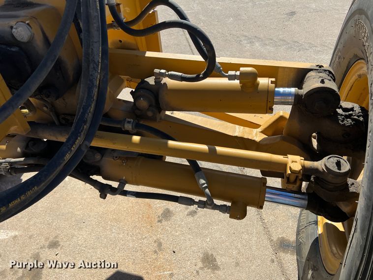 image for item DS2794 2011 Caterpillar 120M  motor grader