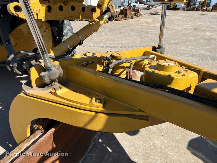 image for item DS2794 2011 Caterpillar 120M  motor grader