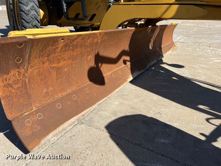 image for item DS2794 2011 Caterpillar 120M  motor grader