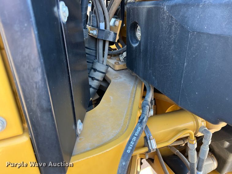 image for item DS2794 2011 Caterpillar 120M  motor grader