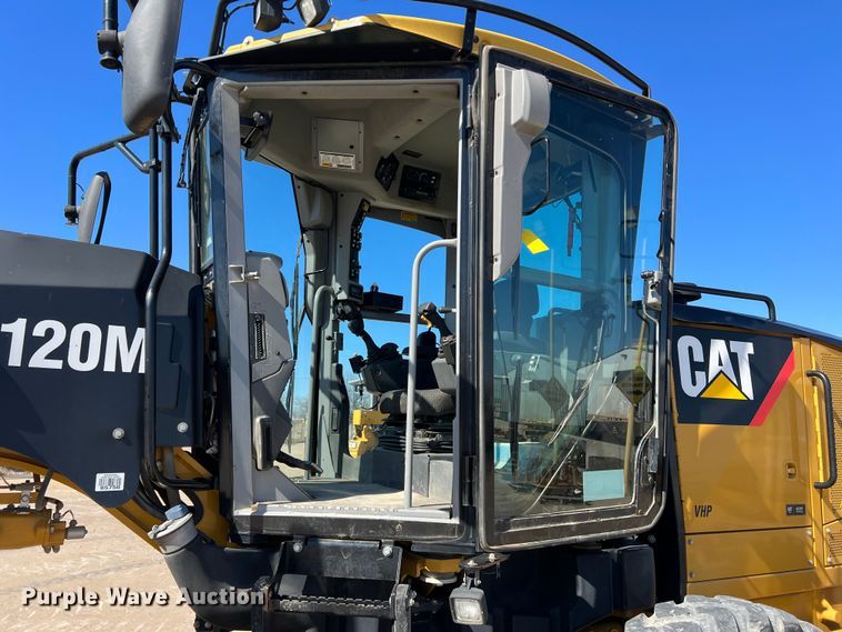 image for item DS2794 2011 Caterpillar 120M  motor grader