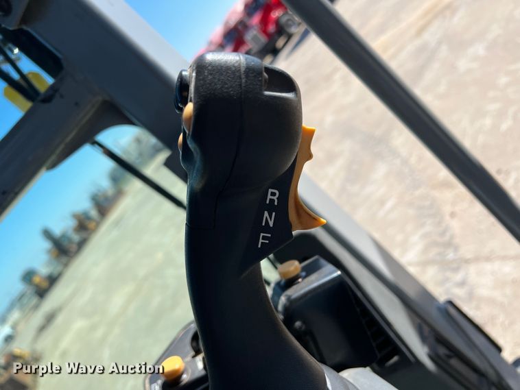 image for item DS2794 2011 Caterpillar 120M  motor grader