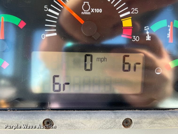 image for item DS2794 2011 Caterpillar 120M  motor grader