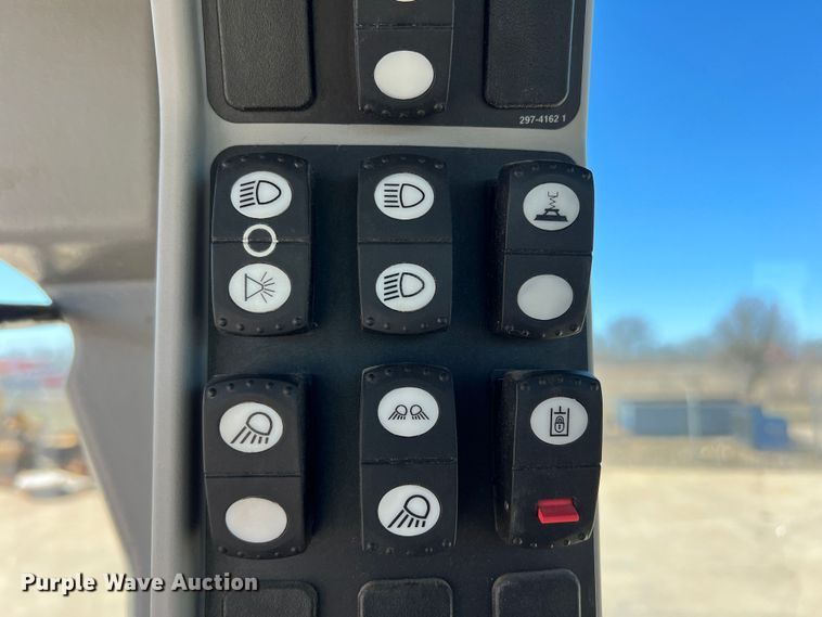 image for item DS2794 2011 Caterpillar 120M  motor grader