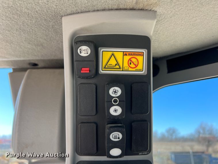 image for item DS2794 2011 Caterpillar 120M  motor grader