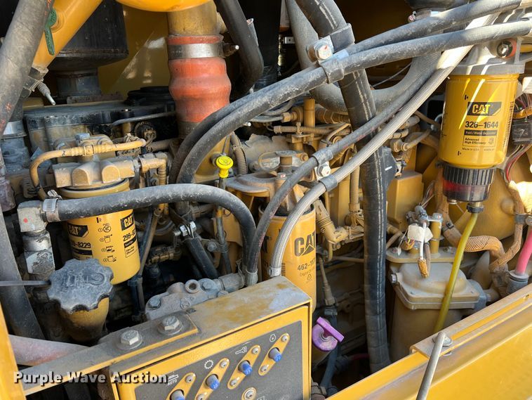 image for item DS2794 2011 Caterpillar 120M  motor grader