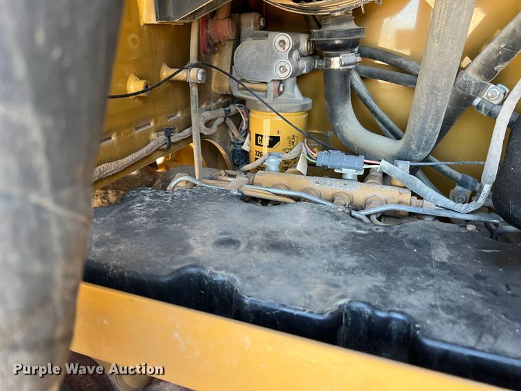 image for item DS2794 2011 Caterpillar 120M  motor grader