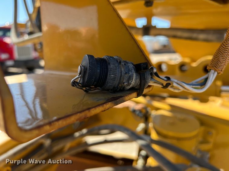 image for item DS2794 2011 Caterpillar 120M  motor grader