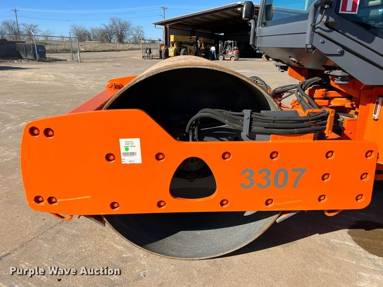 image for item DS2795 2008 Hamm 3307  single drum vibratory roller