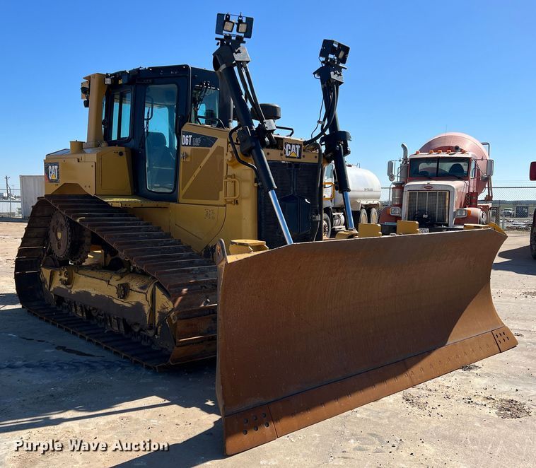 image for item DS2797 2016 Caterpillar D6T LGP  dozer