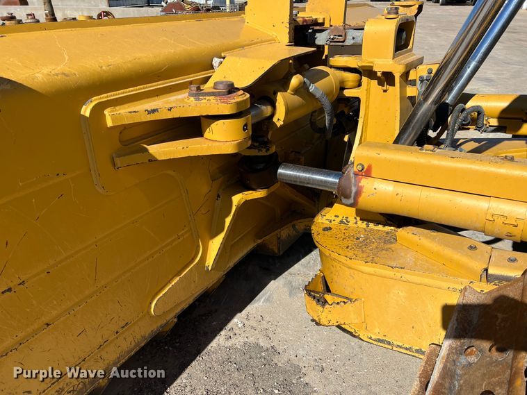 image for item DS2797 2016 Caterpillar D6T LGP  dozer