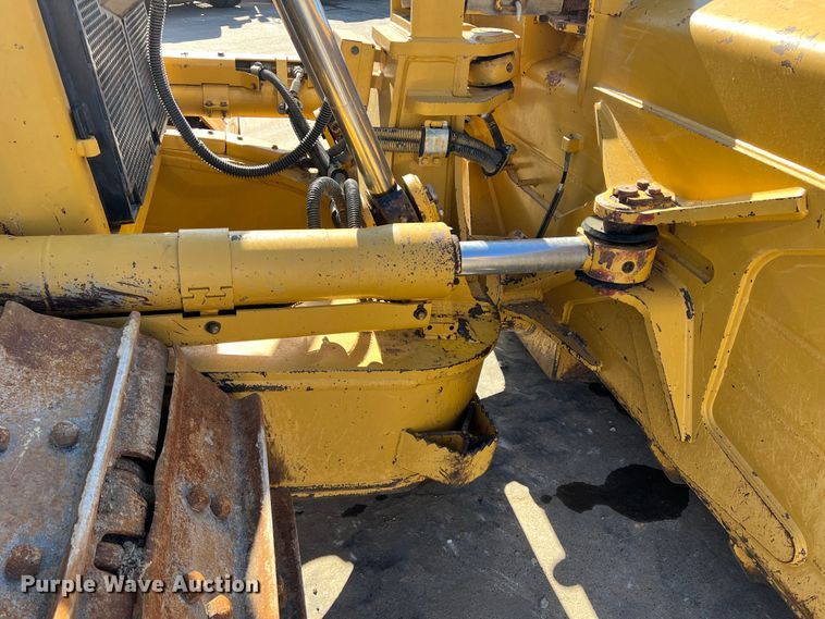 image for item DS2797 2016 Caterpillar D6T LGP  dozer