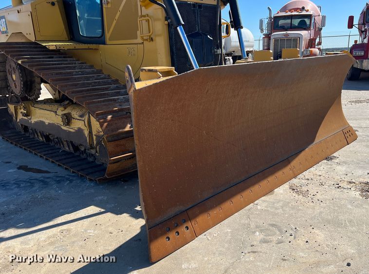 image for item DS2797 2016 Caterpillar D6T LGP  dozer