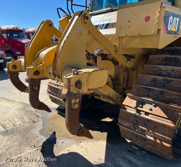 image for item DS2797 2016 Caterpillar D6T LGP  dozer