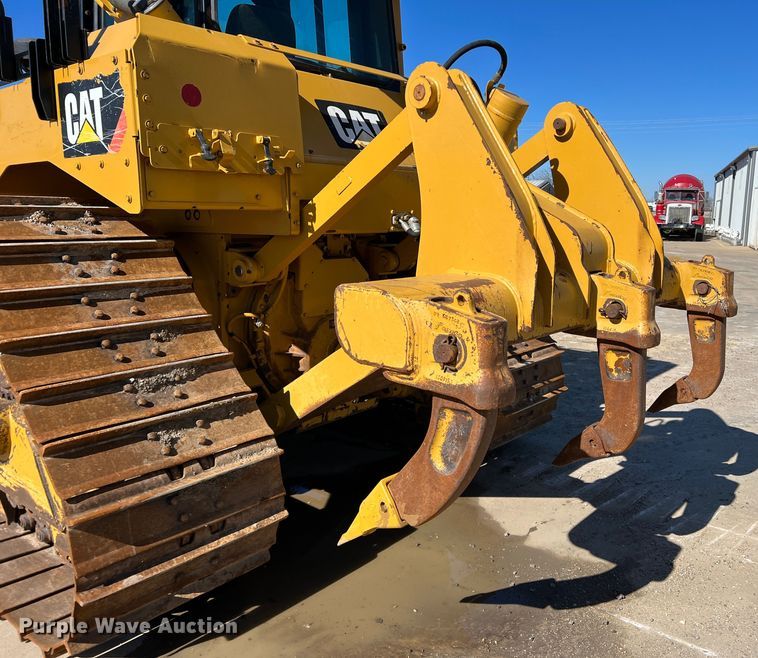 image for item DS2797 2016 Caterpillar D6T LGP  dozer