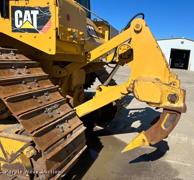 image for item DS2797 2016 Caterpillar D6T LGP  dozer