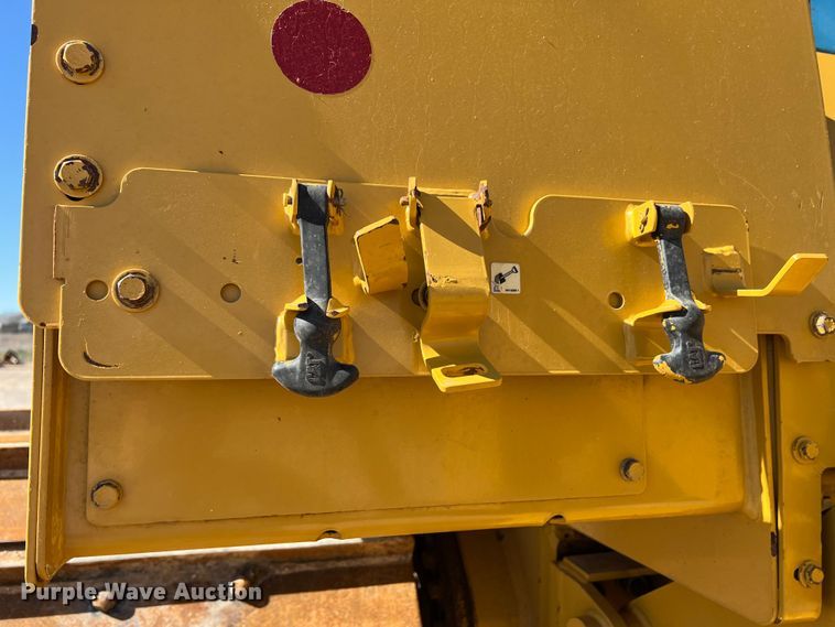 image for item DS2797 2016 Caterpillar D6T LGP  dozer