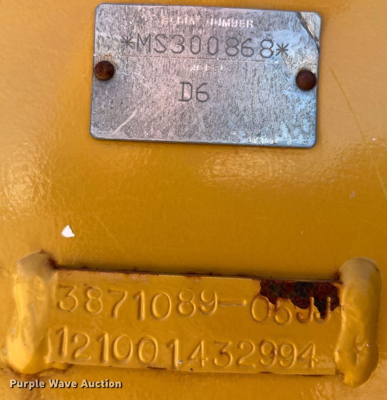 image for item DS2797 2016 Caterpillar D6T LGP  dozer