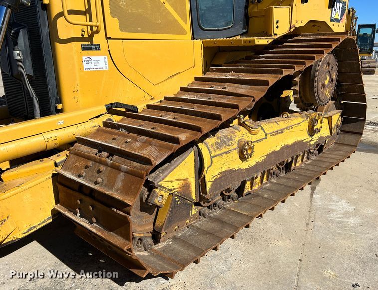 image for item DS2797 2016 Caterpillar D6T LGP  dozer
