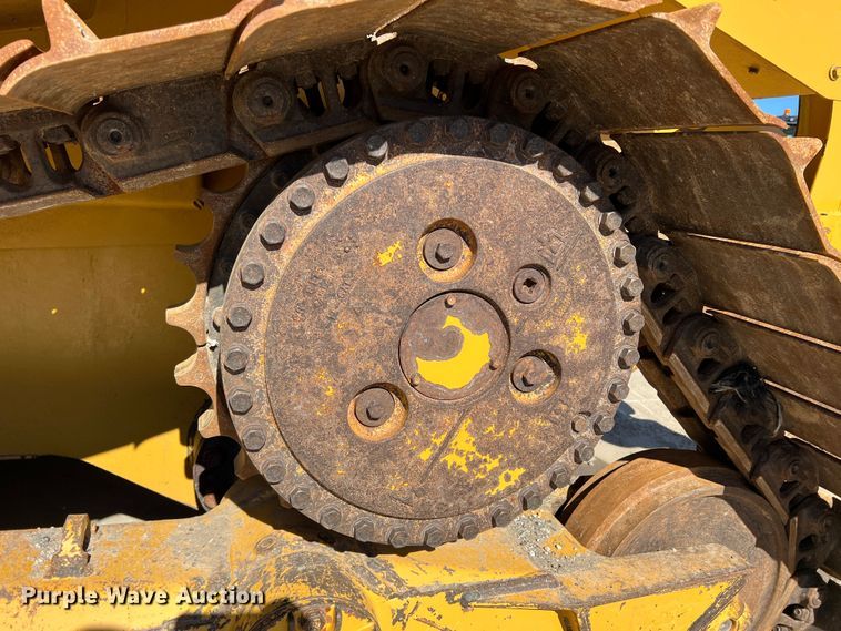 image for item DS2797 2016 Caterpillar D6T LGP  dozer