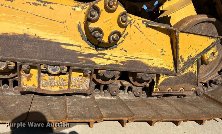 image for item DS2797 2016 Caterpillar D6T LGP  dozer