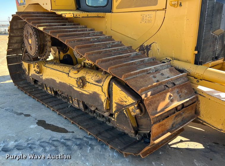 image for item DS2797 2016 Caterpillar D6T LGP  dozer