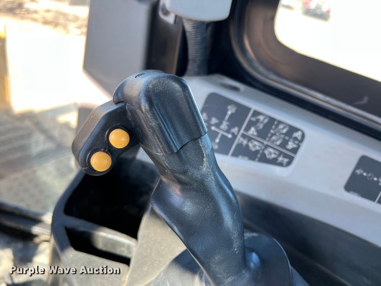 image for item DS2797 2016 Caterpillar D6T LGP  dozer