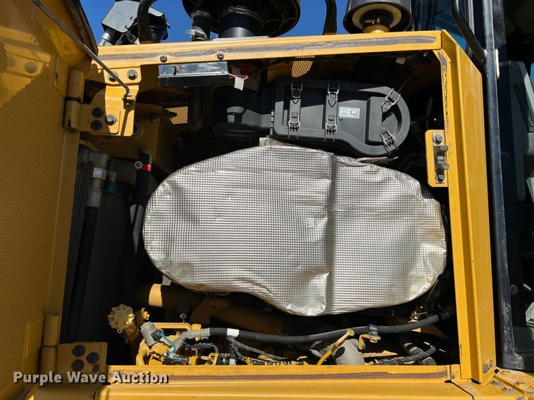image for item DS2797 2016 Caterpillar D6T LGP  dozer