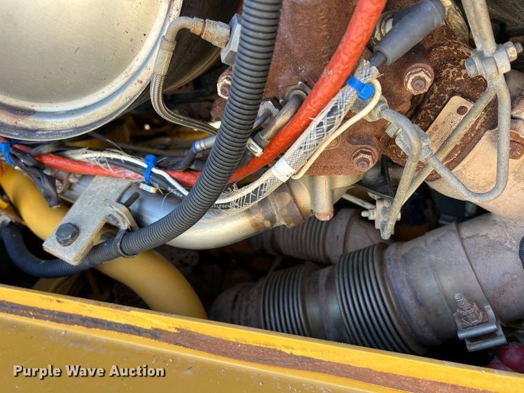 image for item DS2797 2016 Caterpillar D6T LGP  dozer