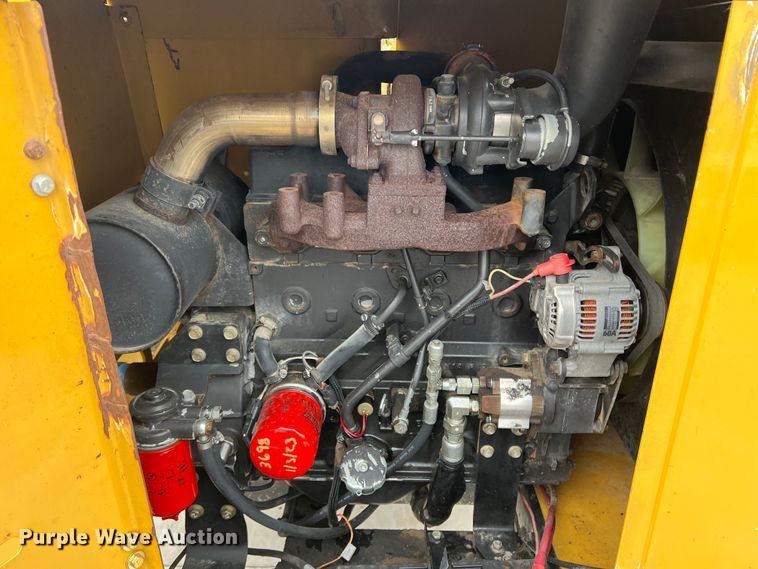 image for item DS2807 2013 Vermeer BC1000XL  wood chipper