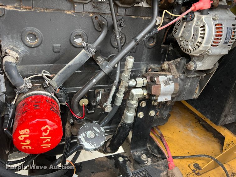 image for item DS2807 2013 Vermeer BC1000XL  wood chipper