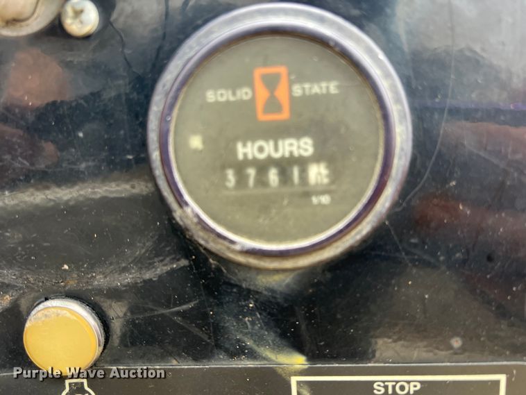 image for item DS2807 2013 Vermeer BC1000XL  wood chipper