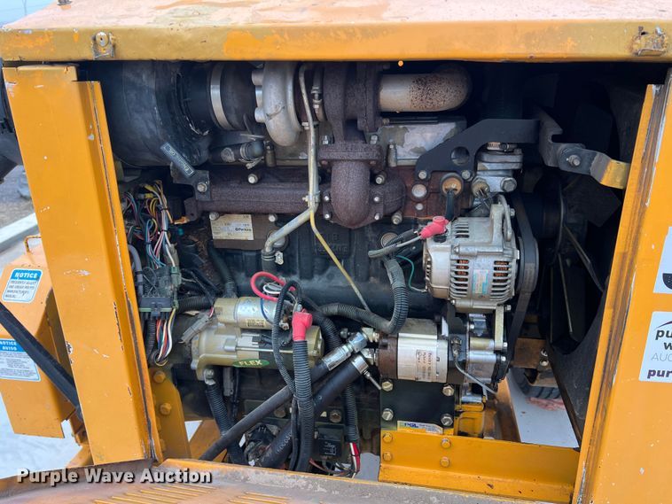 image for item DS2808 2015 Bandit 990XP  wood chipper