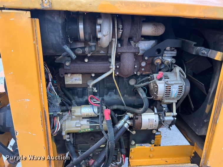 image for item DS2808 2015 Bandit 990XP  wood chipper