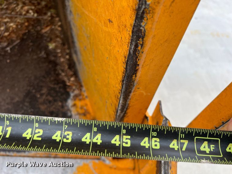 image for item DS2808 2015 Bandit 990XP  wood chipper