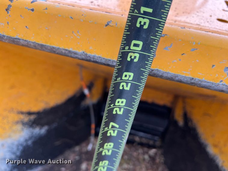 image for item DS2808 2015 Bandit 990XP  wood chipper