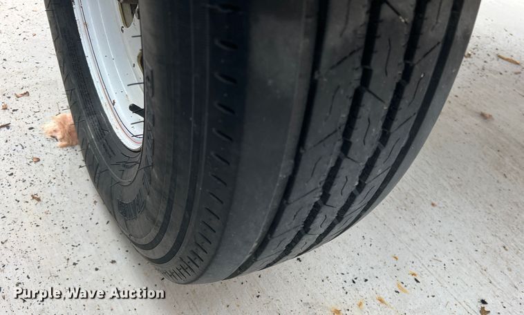 image for item DS2808 2015 Bandit 990XP  wood chipper