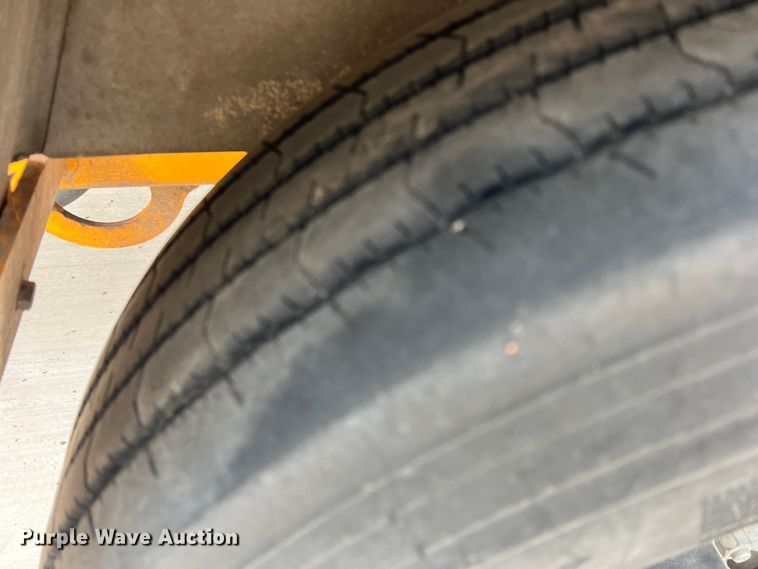 image for item DS2808 2015 Bandit 990XP  wood chipper