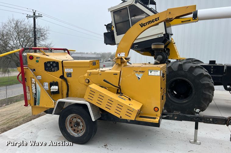 image for item DS2809 2013 Vermeer BC1000XL  wood chipper