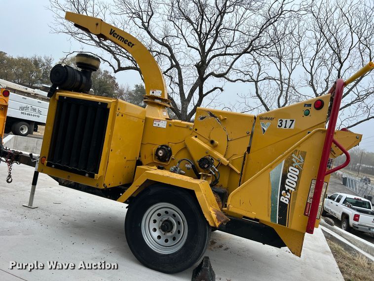 image for item DS2809 2013 Vermeer BC1000XL  wood chipper