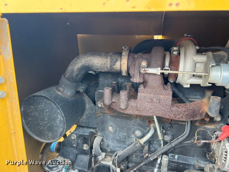 image for item DS2809 2013 Vermeer BC1000XL  wood chipper