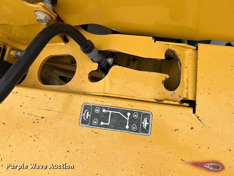 image for item DS2809 2013 Vermeer BC1000XL  wood chipper